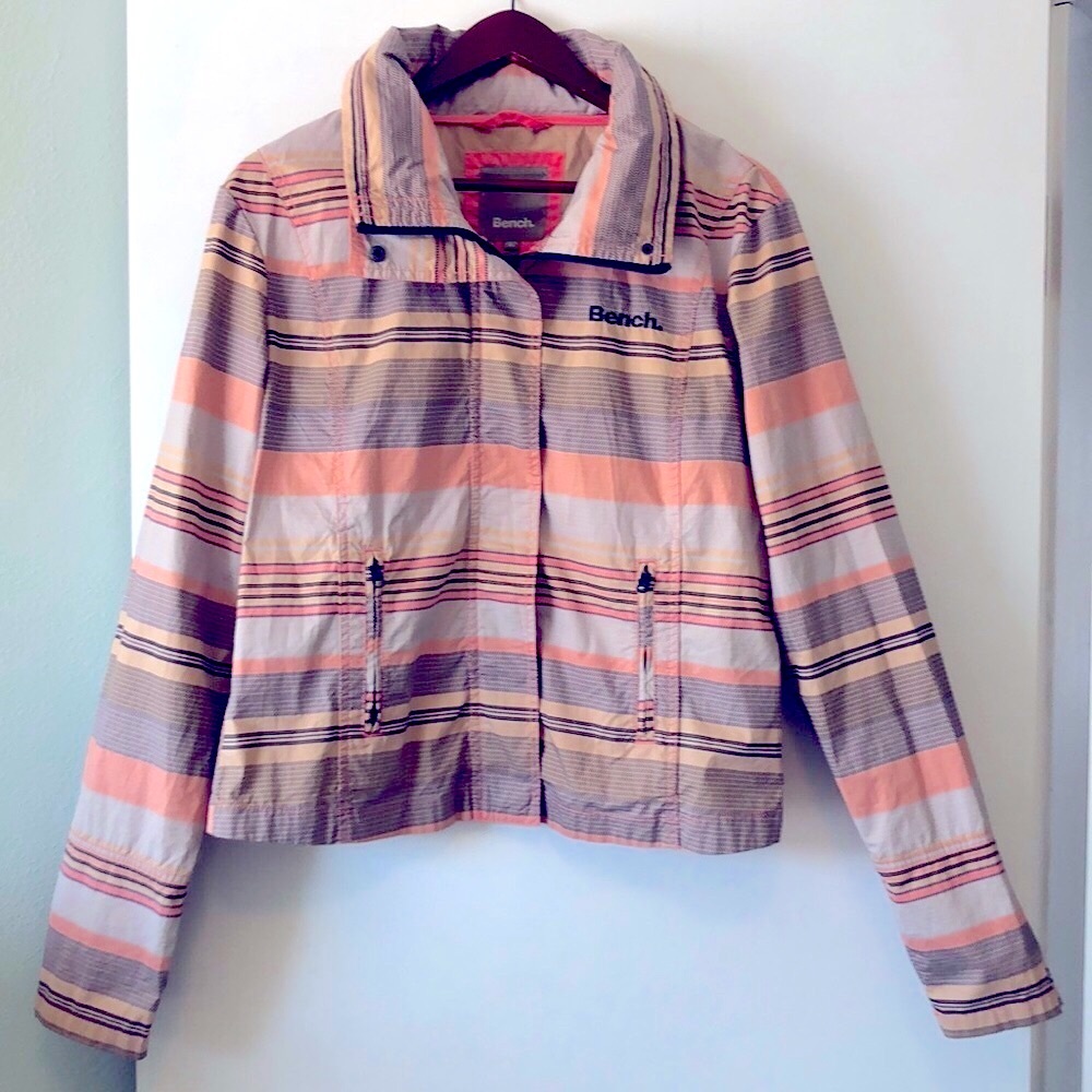 Women’s BENCH Jacket XL - but fits like a Medium